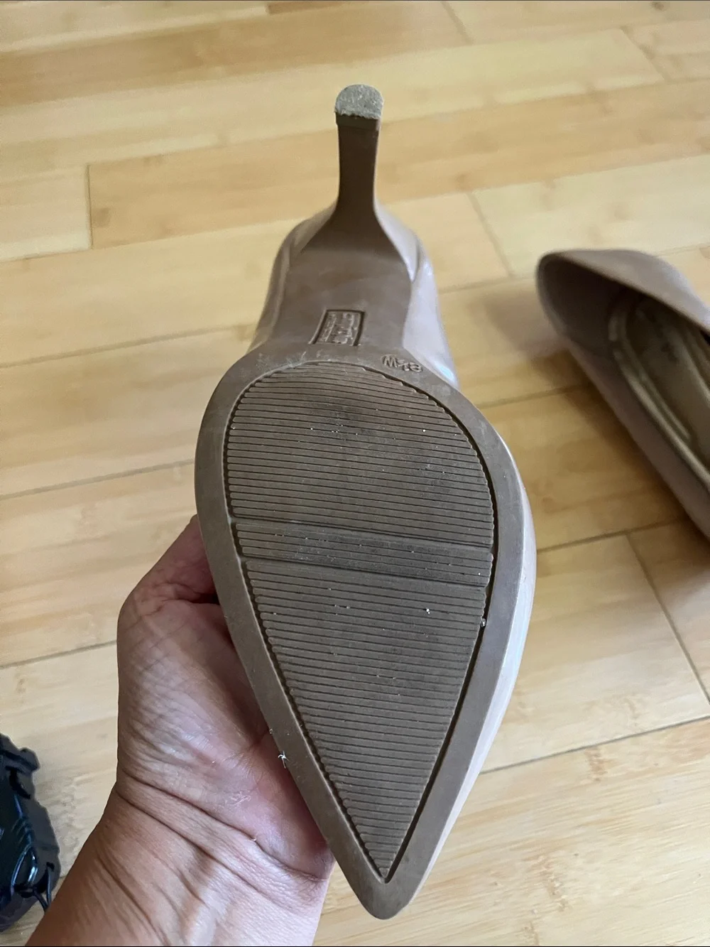 comfort plus by Predictions Beige Patent Pointed-Toe Pumps
